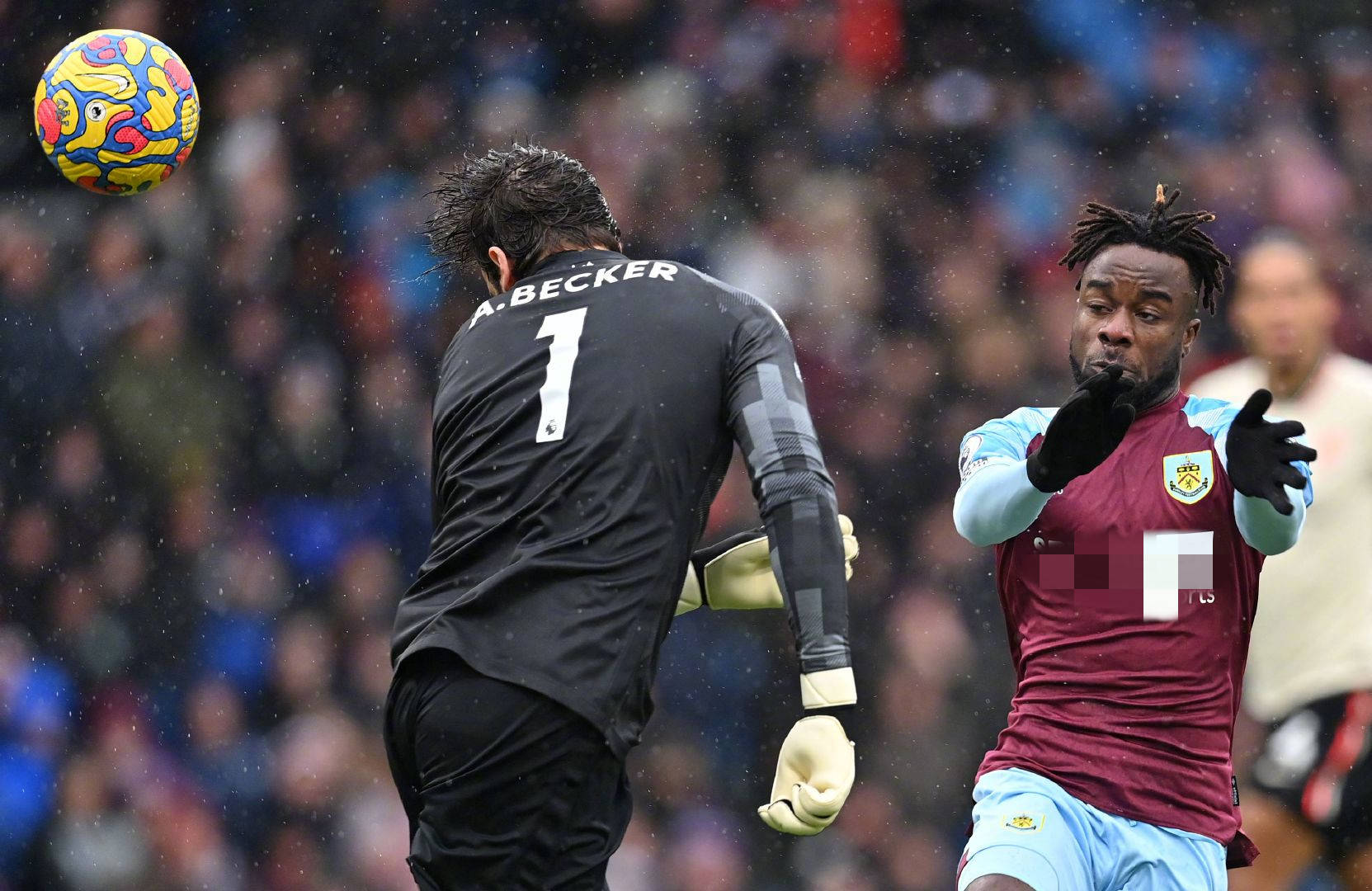 转会期欧冠传出新动向；多伦多猛龙迎来里程碑；管理层表态：压力陡增；球探报告显示潜力的简单介绍-金年会网页版